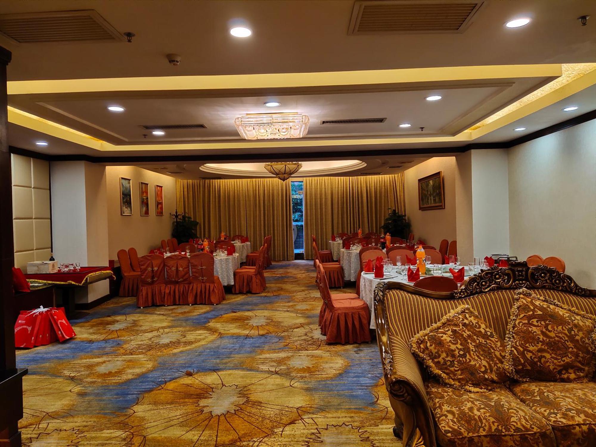 Maoming International Hotel Exteriér fotografie