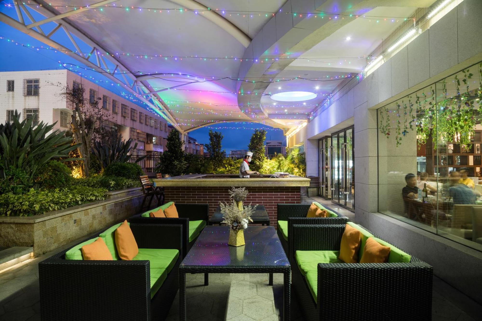 Maoming International Hotel Exteriér fotografie